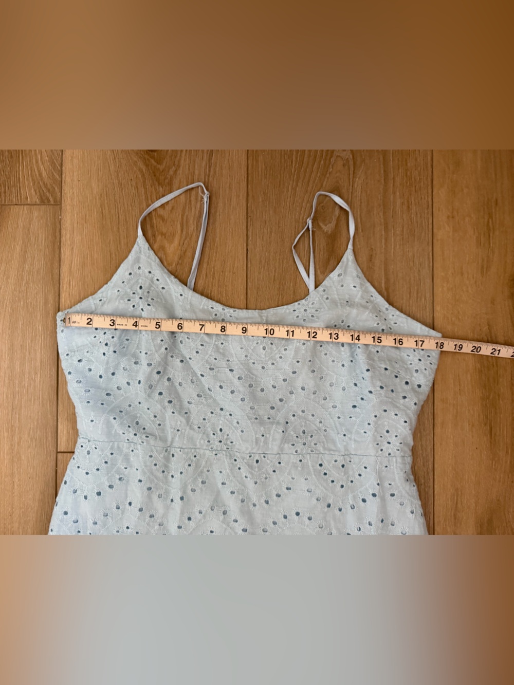 LULUS Eyelet Lace Mini Dress EUC - Picture 6 of 10